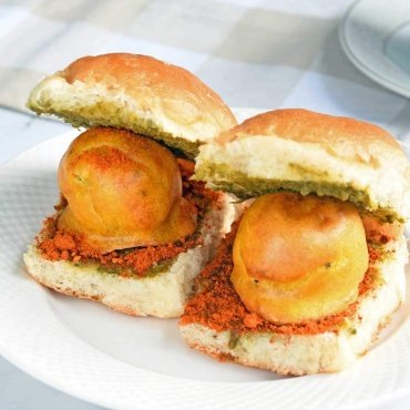 Vadapav Jain in Butter
